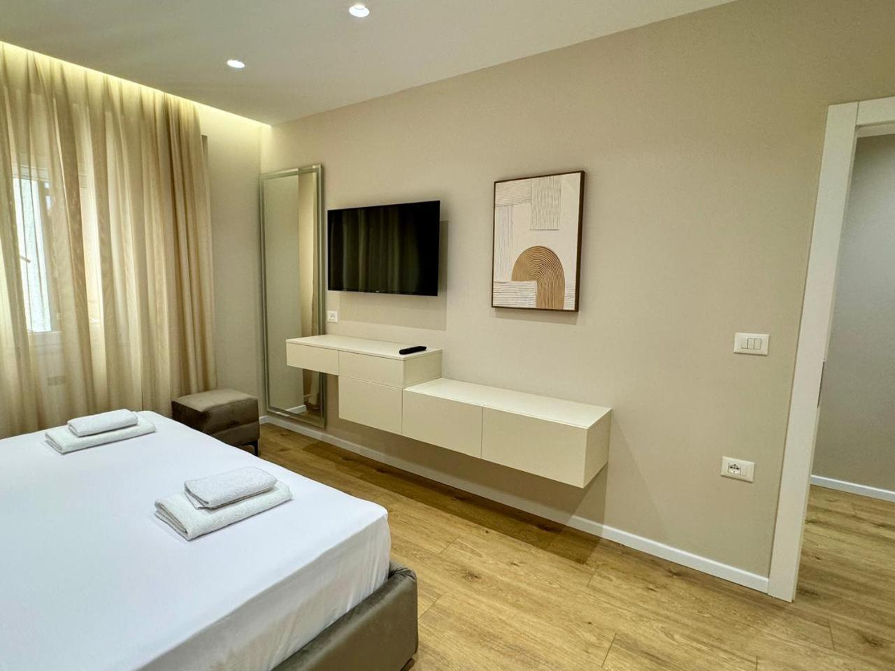 E&R Apartments At Myslym Shyri Tirana Eksteriør billede