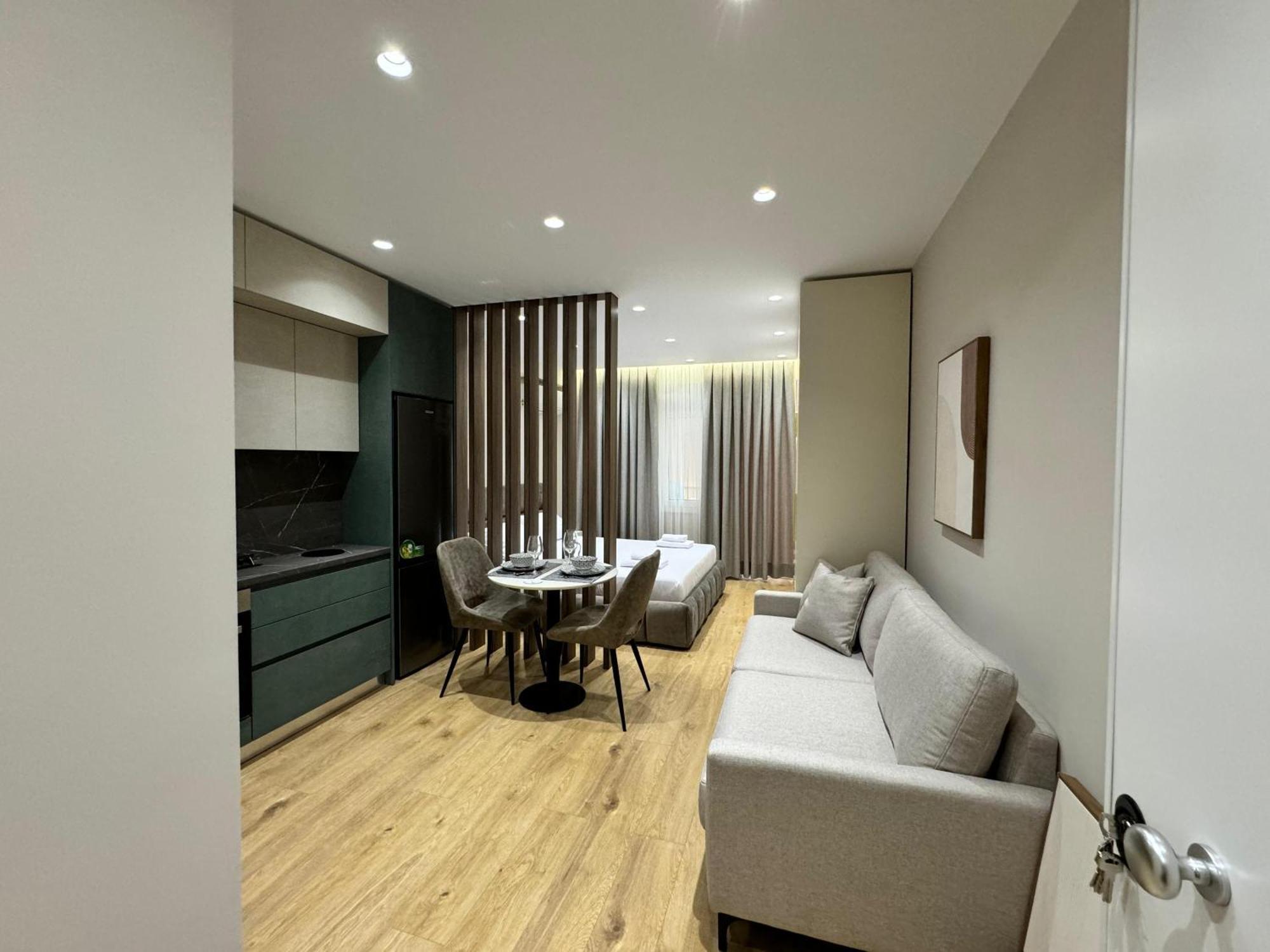 E&R Apartments At Myslym Shyri Tirana Eksteriør billede